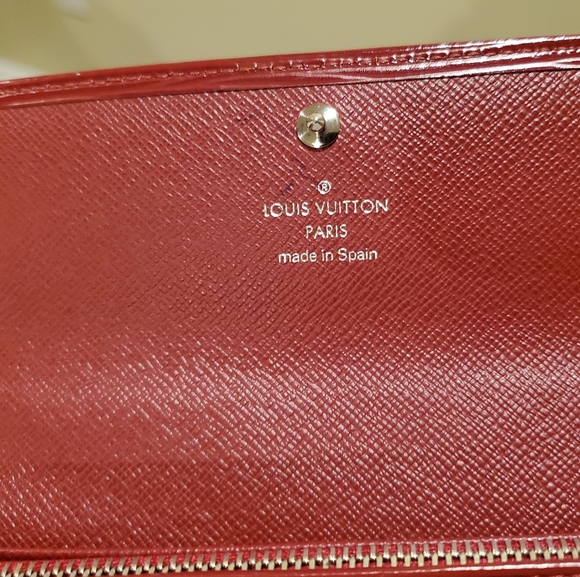 LOUIS VUITTON WALLET - Picture 10 of 14